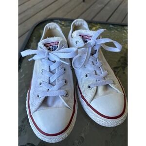 Converse‎ Kids All Star Canvas Sneakers White Low Top Lace Up Youth Sz 2 Shoes